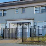Sunny California Retreat Near Knotts Berry Farm!