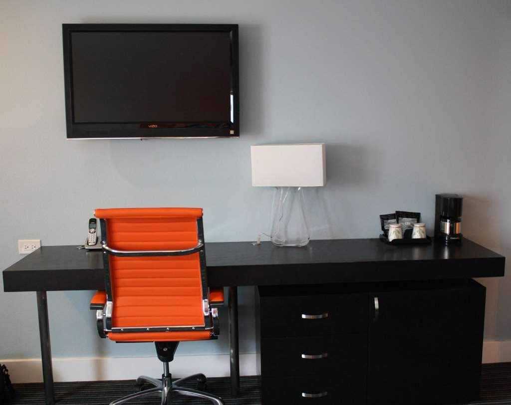 Hotel Current