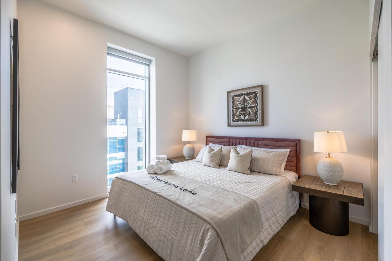 @ Marbella Lane - Sleek Corner Ocean View Apartment *