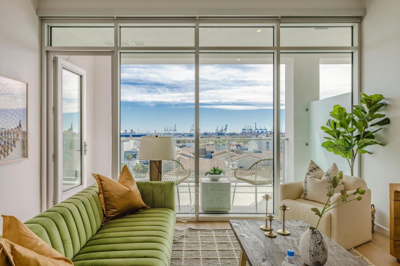 Apartment @ Marbella Lane - Sleek Corner Ocean View Long Beach