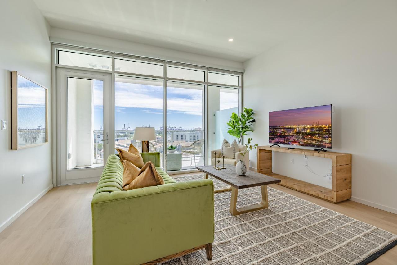 Apartment @ Marbella Lane - Sleek Corner Ocean View *
