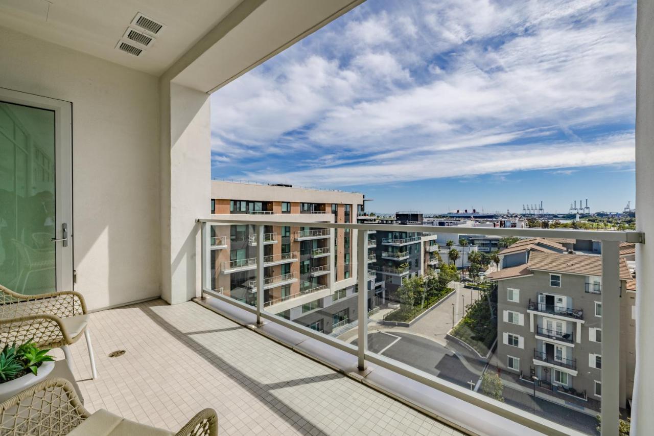 @ Marbella Lane - Sleek Corner Ocean View Apartment *