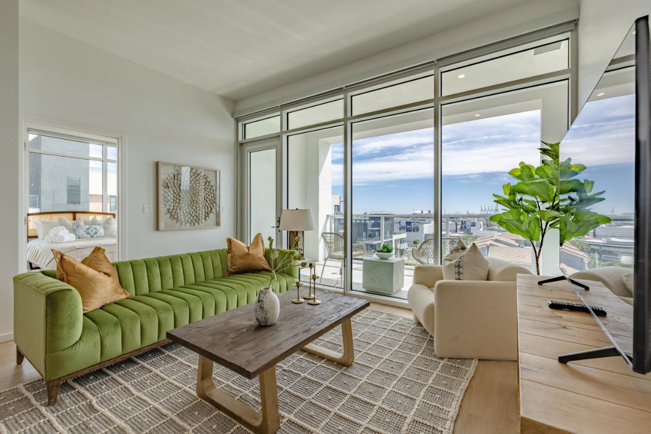 @ Marbella Lane - Sleek Corner Ocean View Long Beach