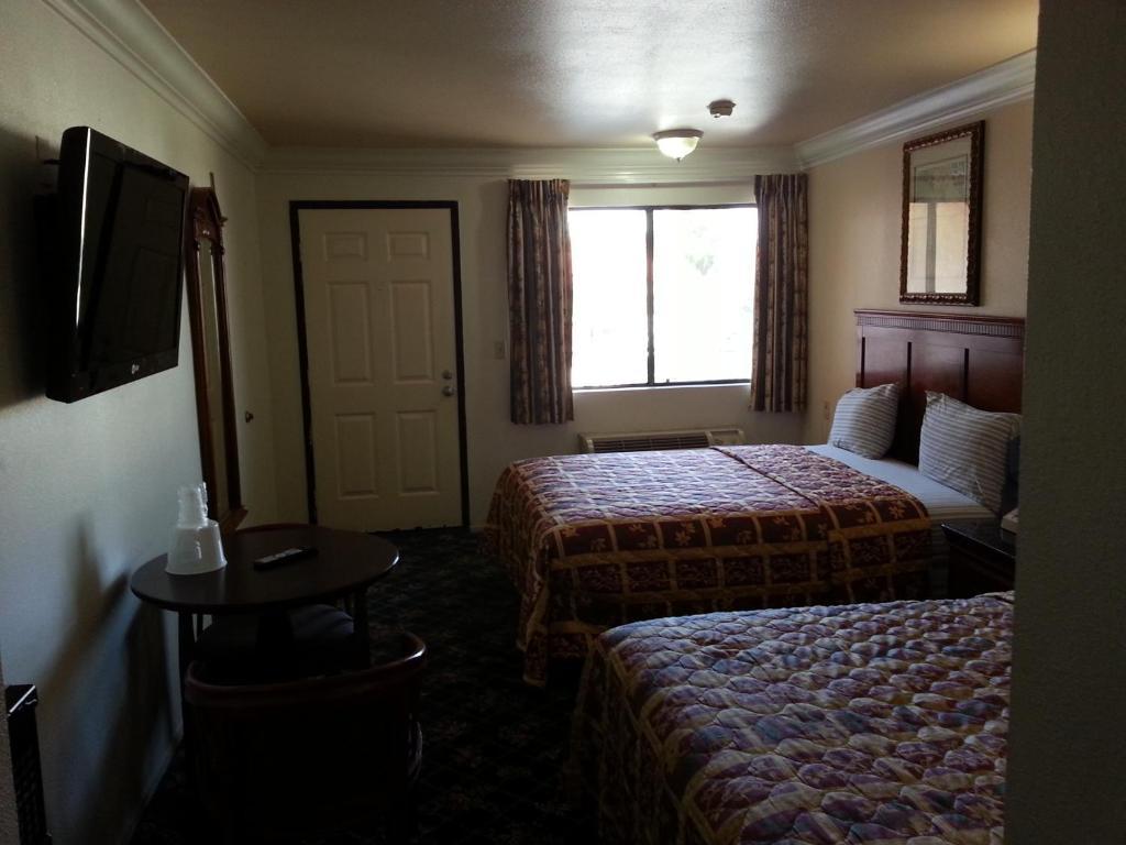Royal Long Motel Long Beach