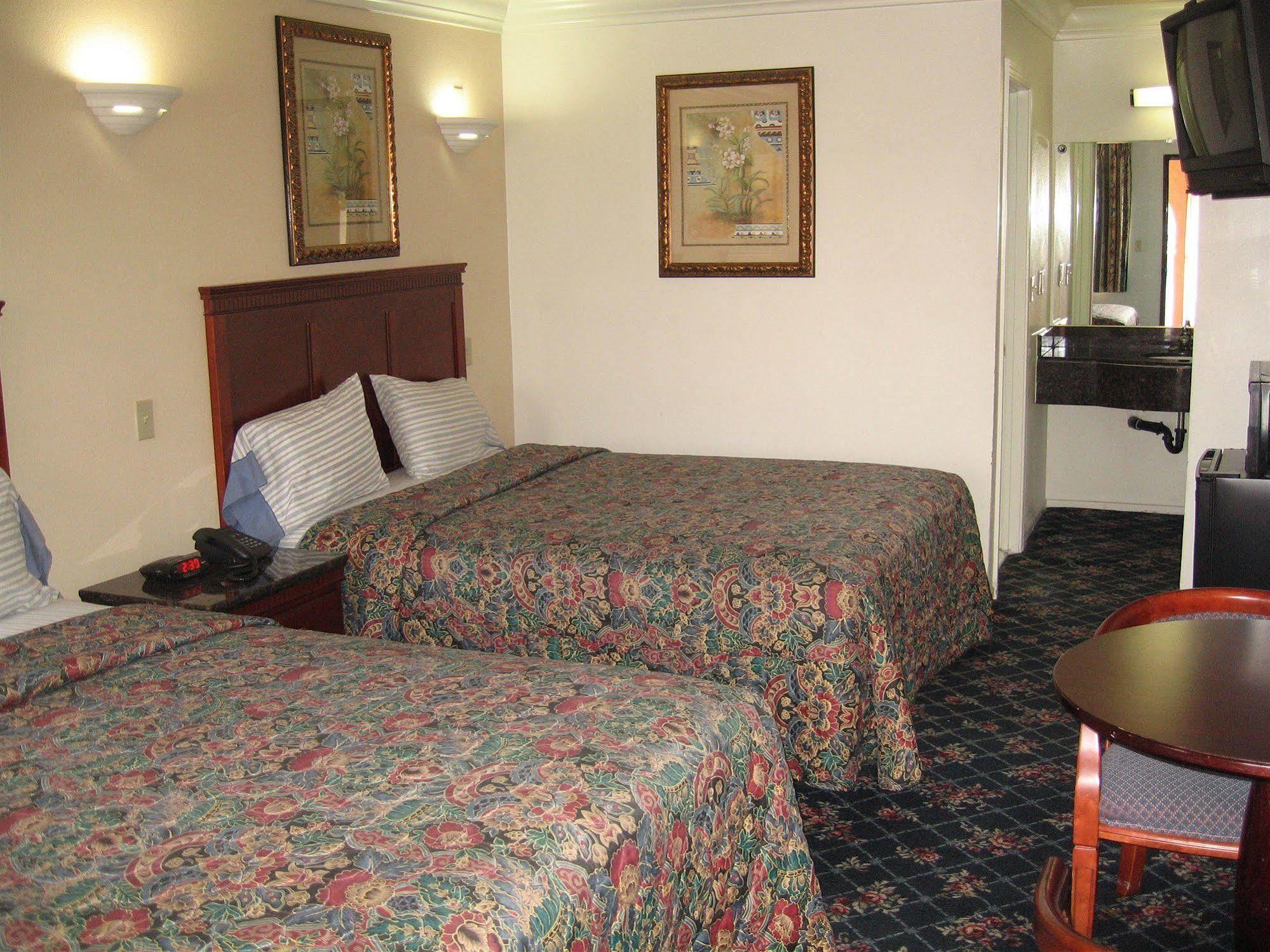 Motel Royal Long 2*