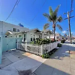 Beach Suite - Steps From The Beach & Downtown
