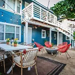 Visit The Beaches And Downtown From This Eclectic Apartment