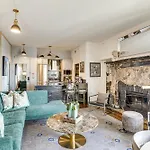 Luxe Long Beach Condo With Pool 1 Mi To Shoreline!