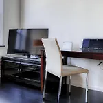 Global Luxury Suites At Seaside Way