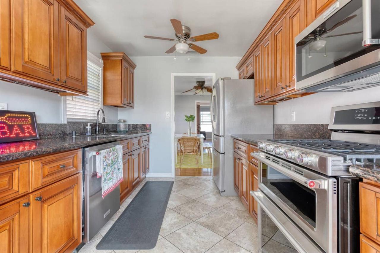 Apartment New Belmont Shore Retreat With Free Parking Walk To Beaches *
