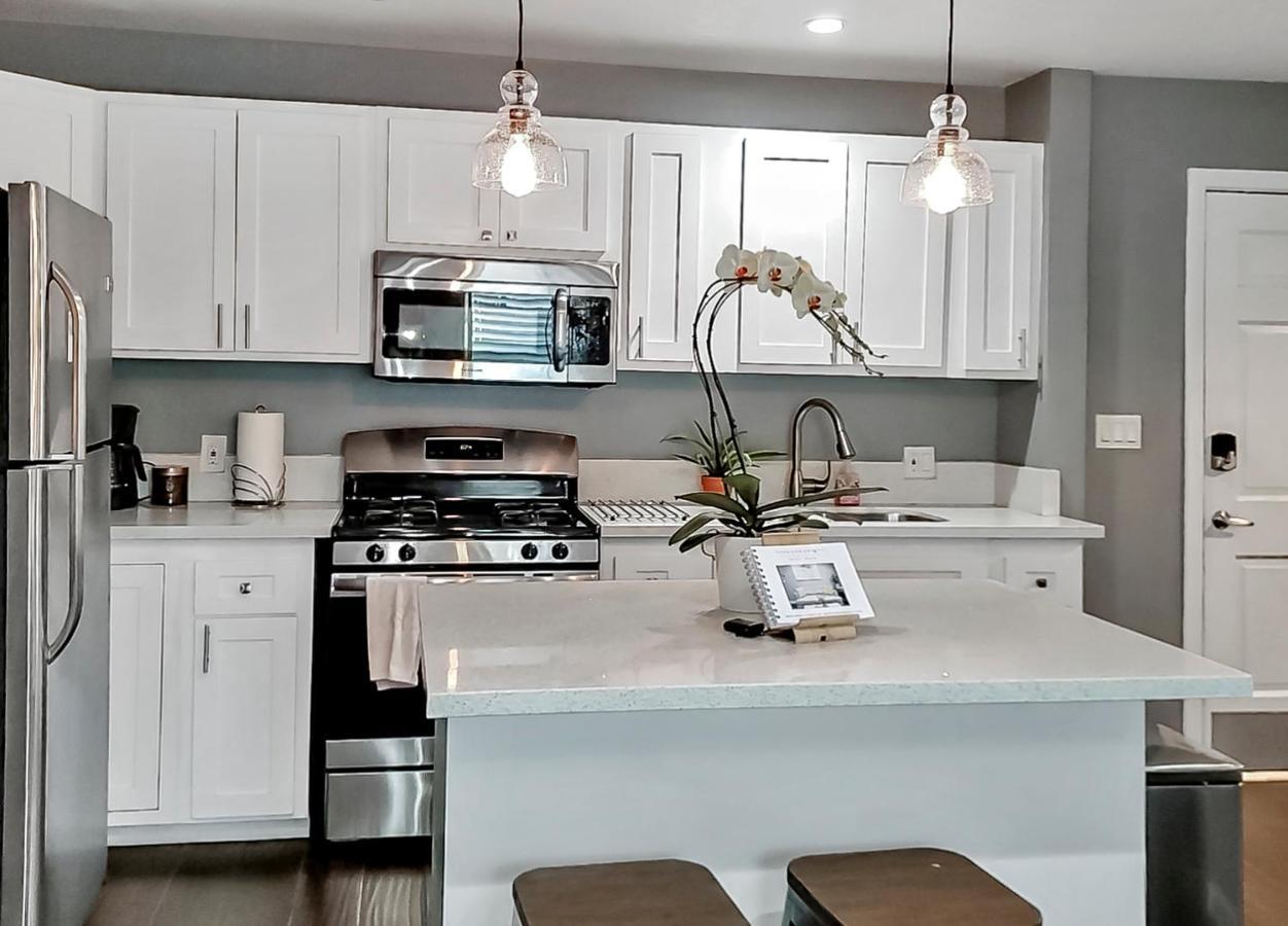 Daire Located In Historic District Mins To Downtown, Beaches & Convention Center Long Beach