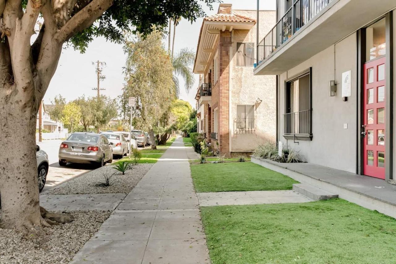 Sophisticated Long With Patio Dining And Parking Nrp21-00185 Daire