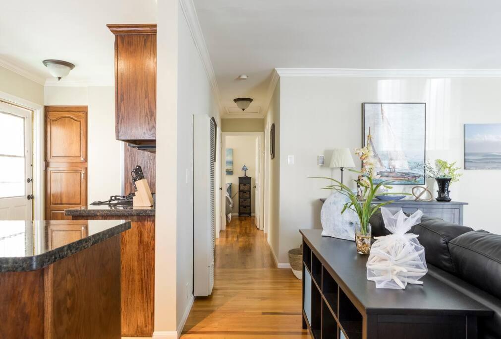 2bd/2ba In Belmont Shores! Close To Everything! Long Beach