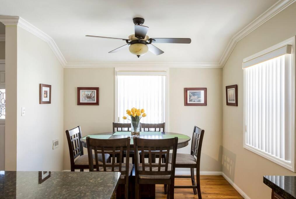 2bd/2ba In Belmont Shores! Close To Everything! * Long Beach