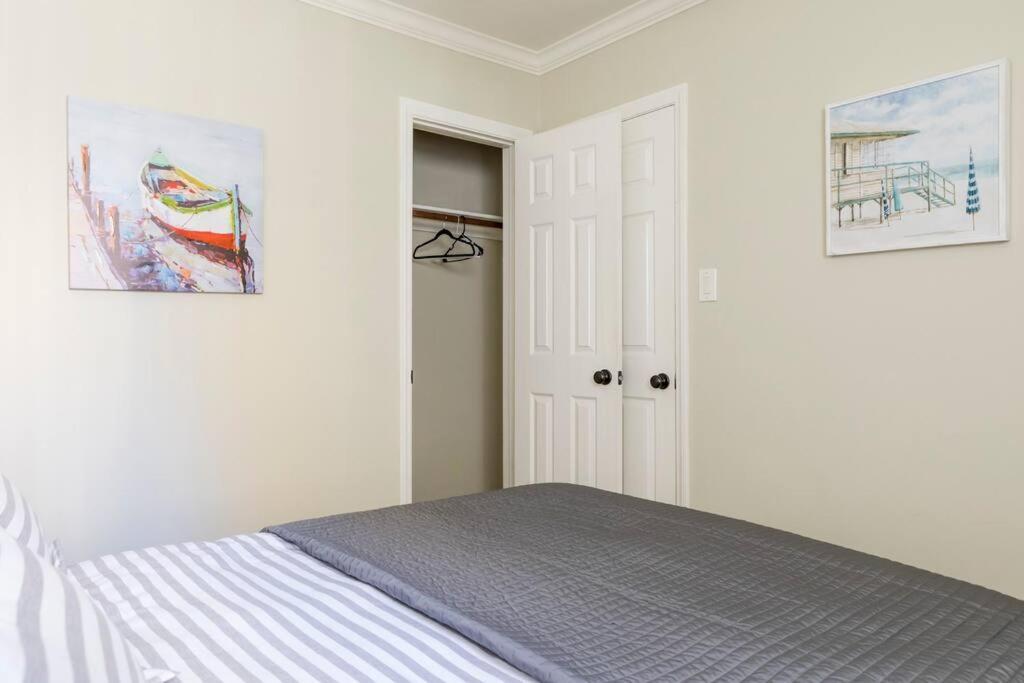 2bd/2ba In Belmont Shores! Close To Everything! Daire *