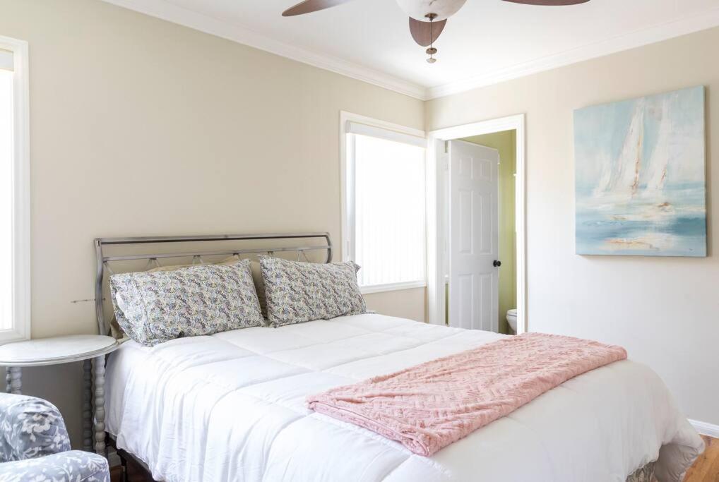 2bd/2ba In Belmont Shores! Close To Everything! Long Beach