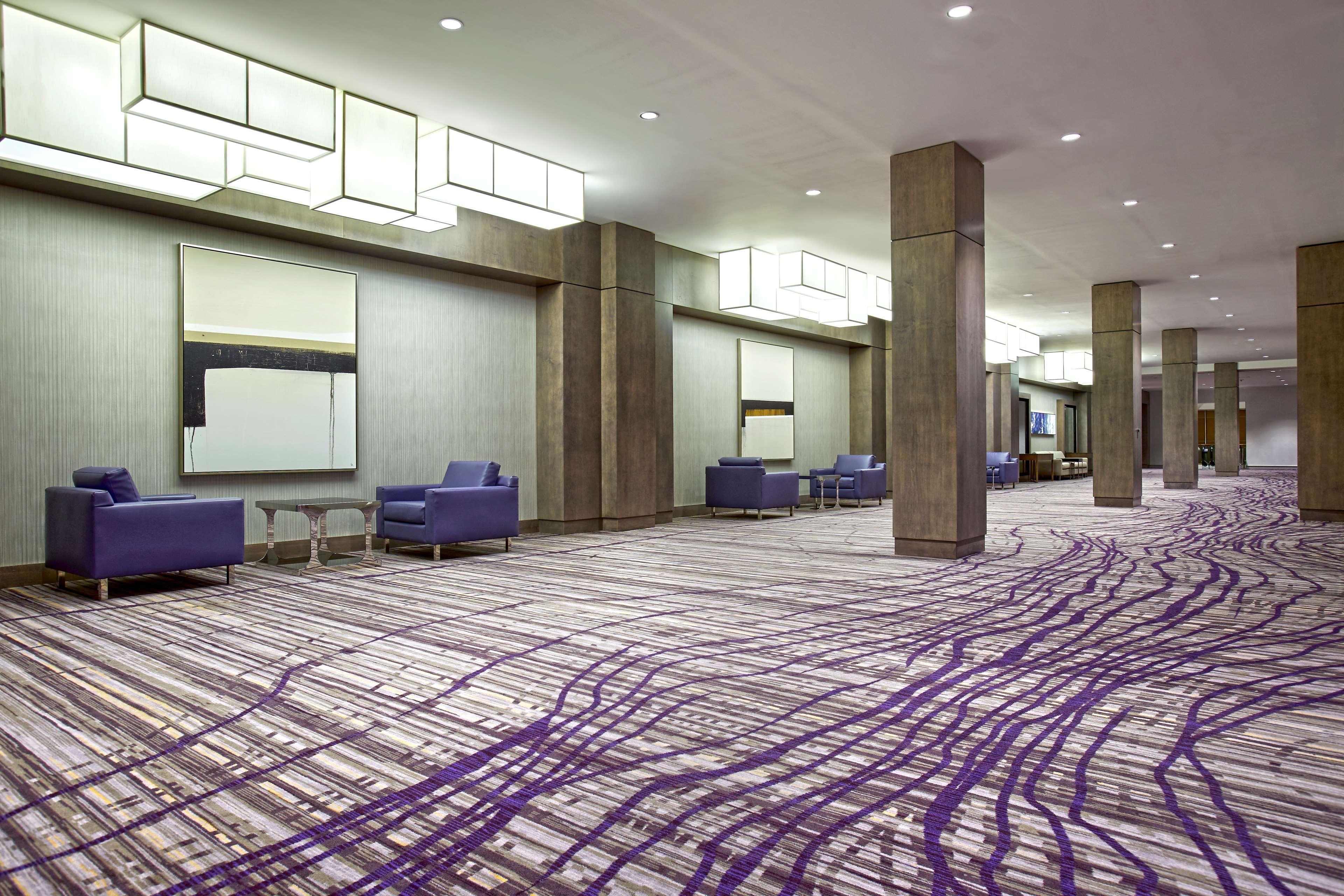 Hilton Long Hotel 3*
