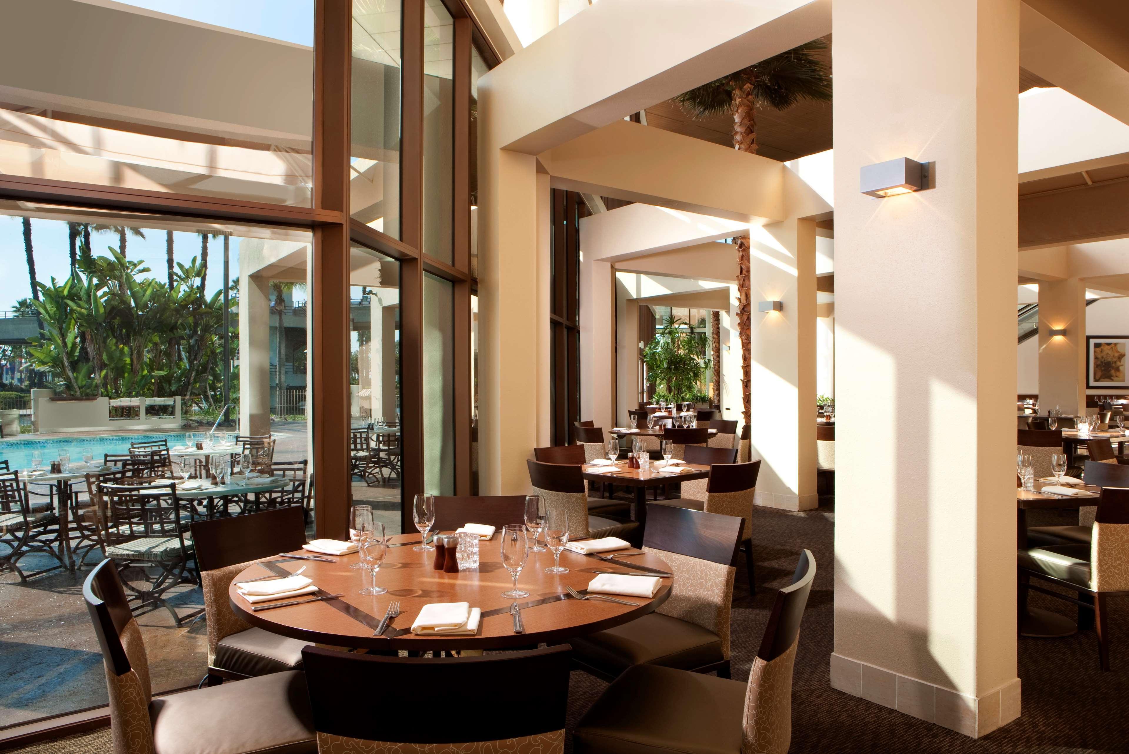 Hyatt Regency Long 4* Long Beach
