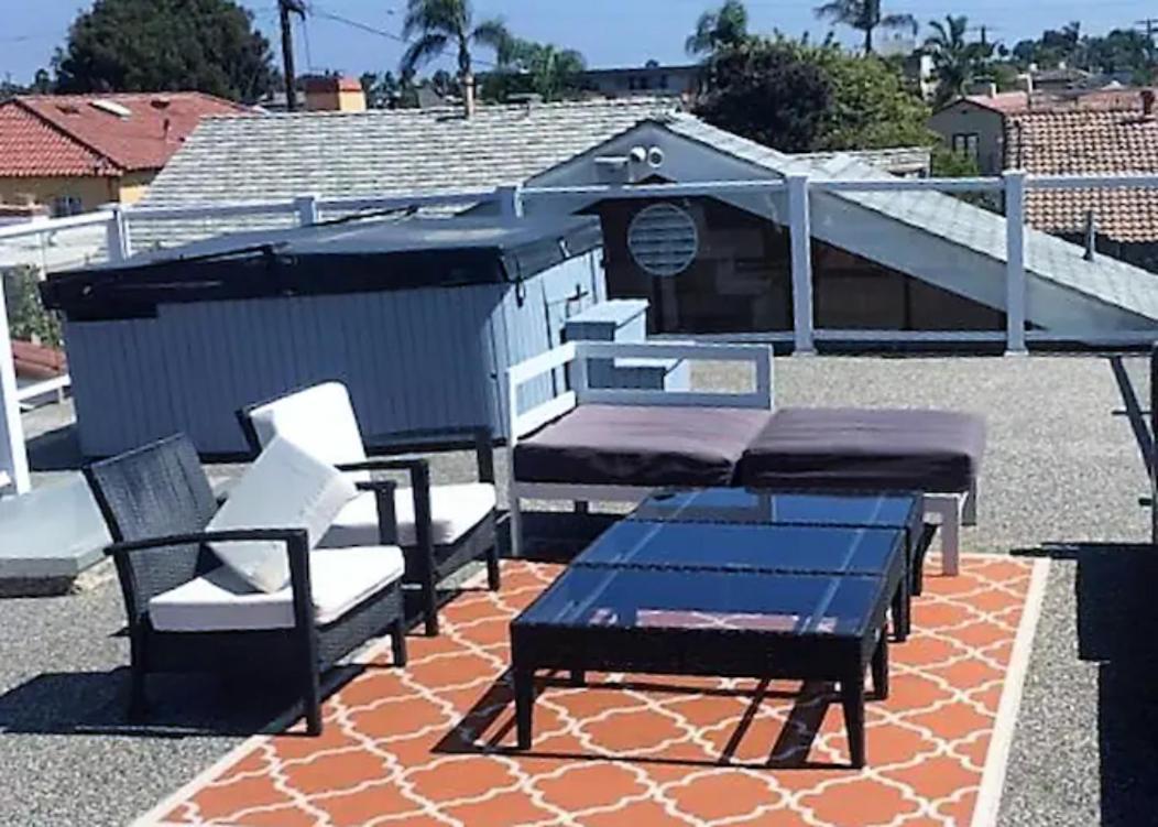 Villa Beautiful 2 Story Right By The Water, Ocean View *