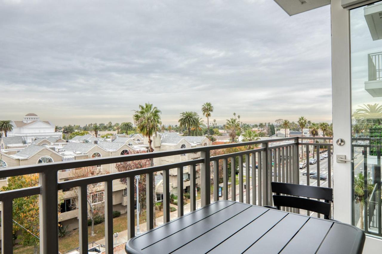 Long 2br W Gym Pool Nr Shops Bars Lax-619 Daire