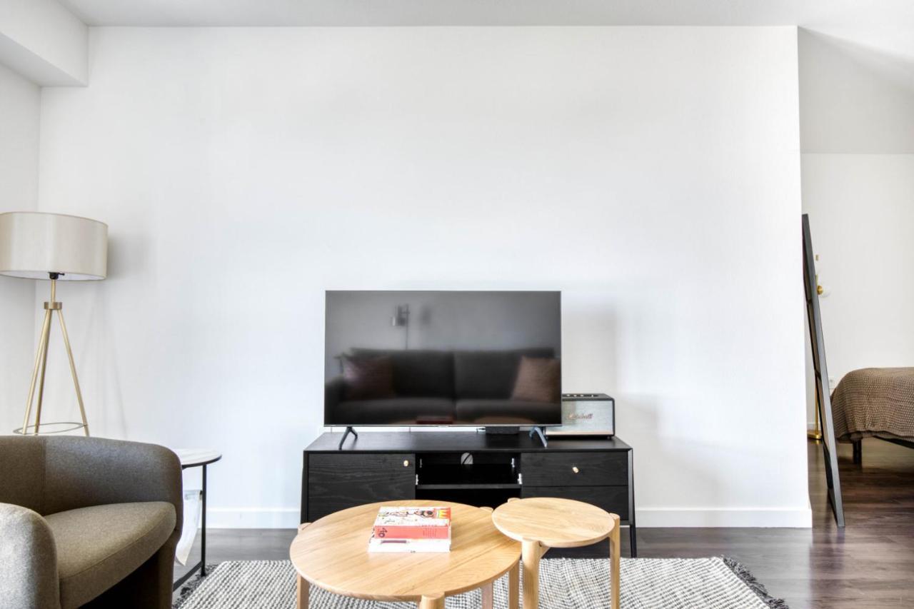 Apartment Studio W Pool Gym Nr Ocean Blvd Lax-521 Long Beach