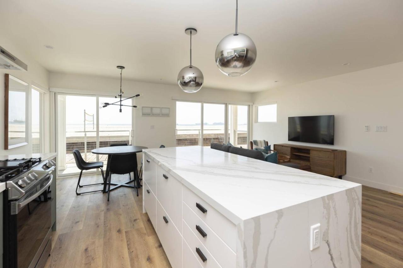 5609 East Seaside Walk