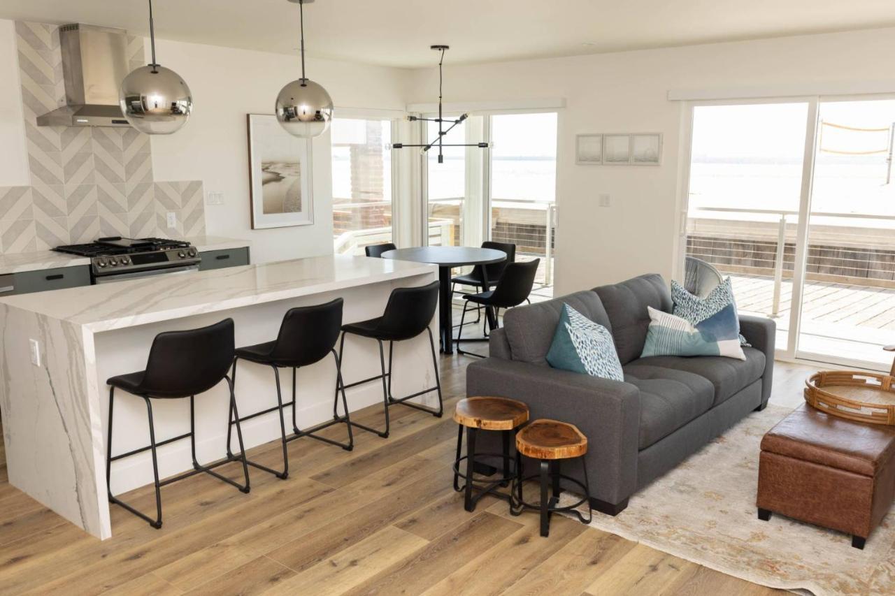 5609 East Seaside Walk *