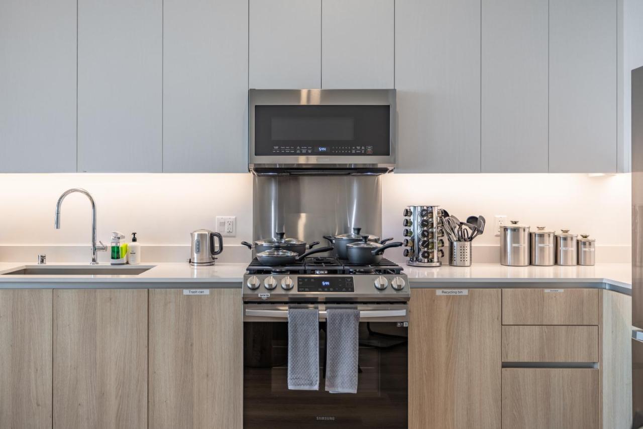 Daire @ Marbella Lane - Panoramic Splendid Place *