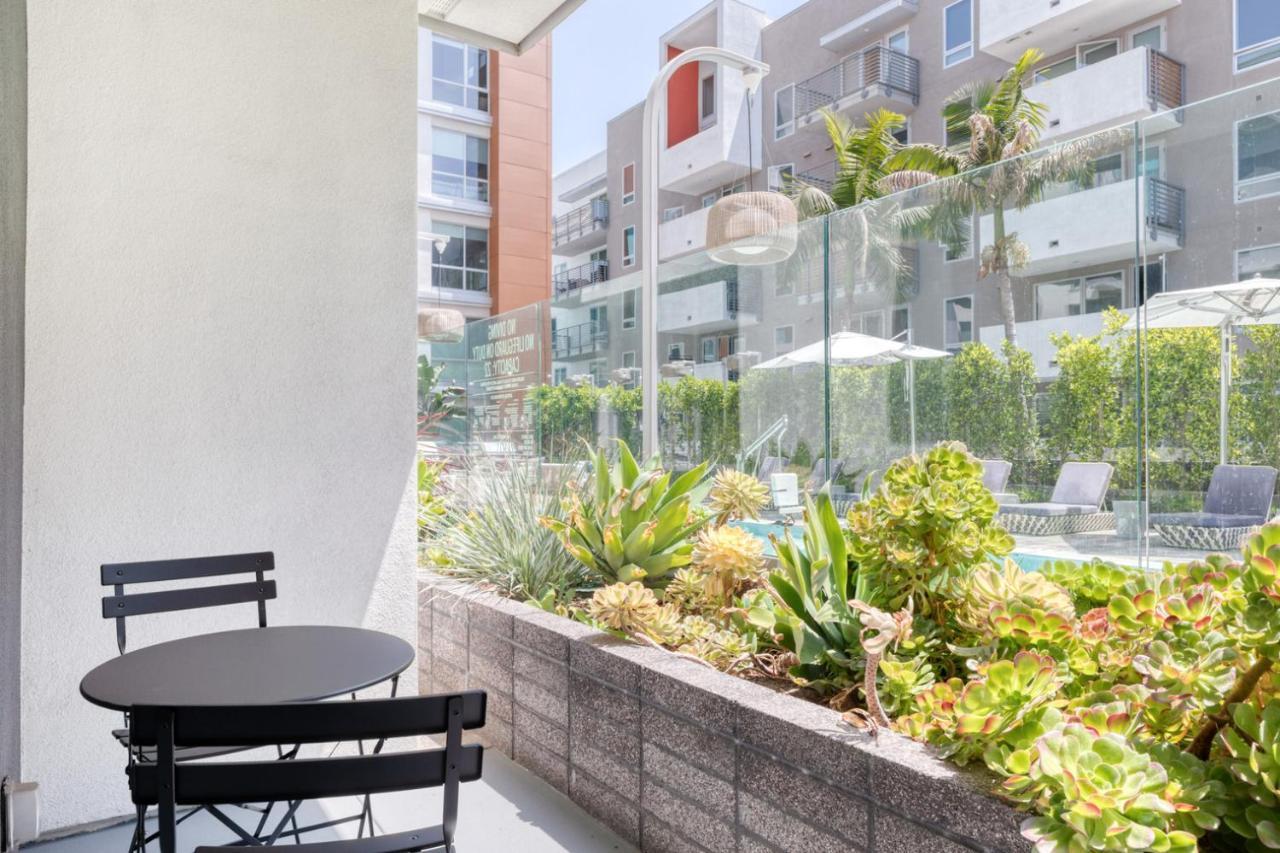 Long 1br W Pool Gym Nr Ocean Blvd Lax-737 *