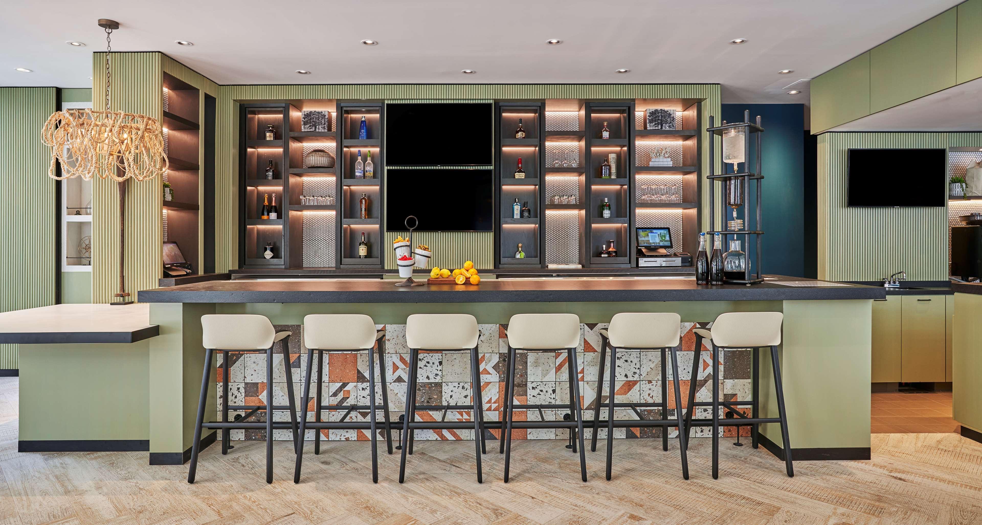 Hyatt Centric The Pike Long Otel Long Beach