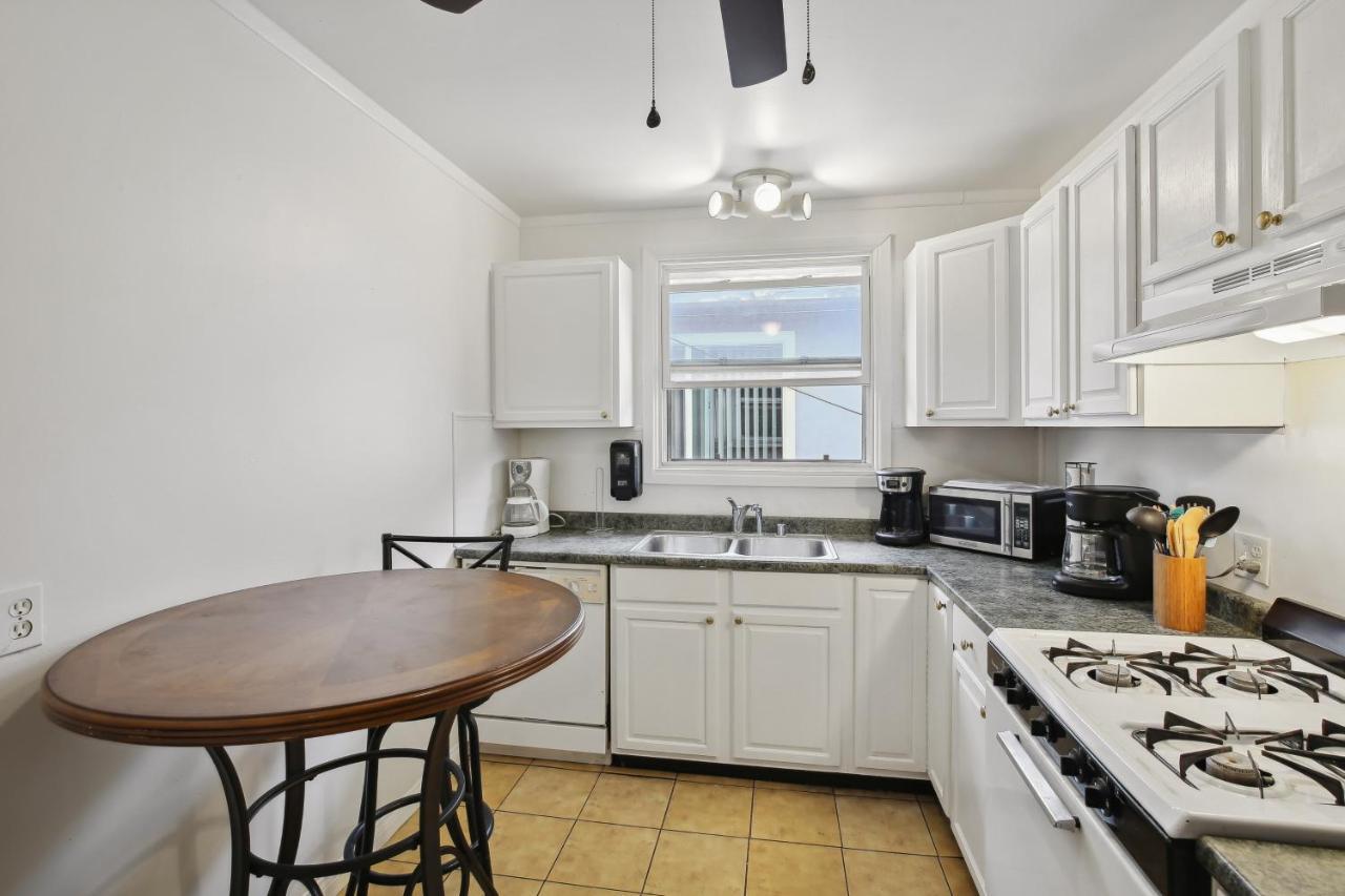 Convenient Long - Walk To Ocean! Long Beach
