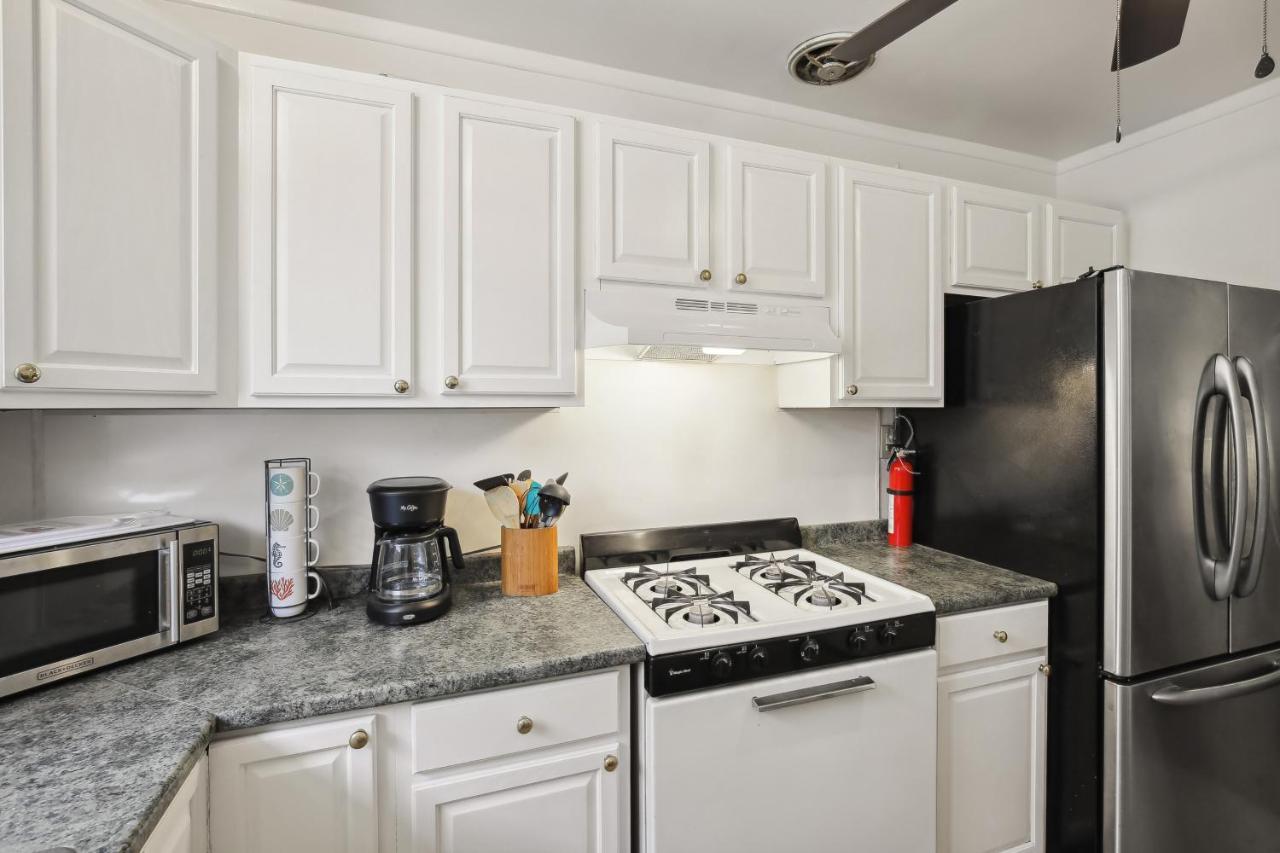 Convenient Long - Walk To Ocean! Apartment