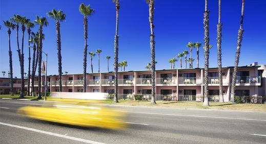 Seaport Marina Motel 2*