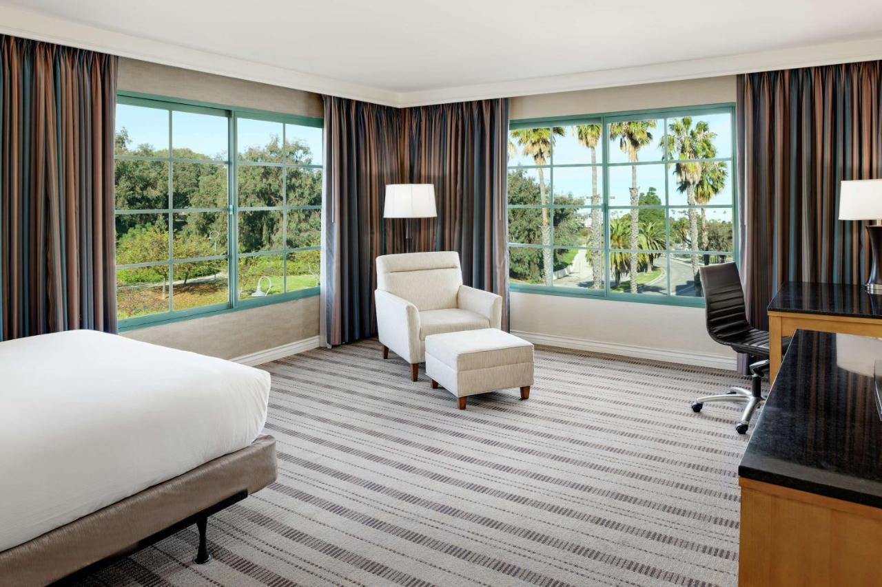Otel Doubletree By Hilton San Pedro 3*