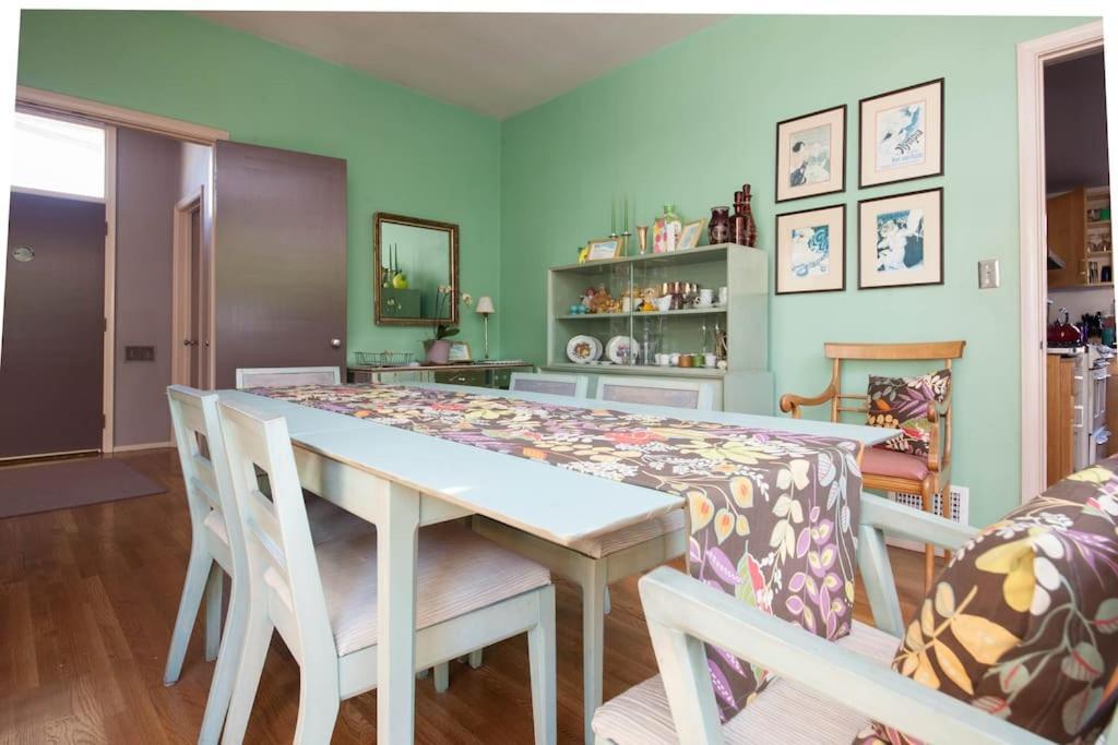 Bixby Beauty 50s Mod Long Tatil Evi