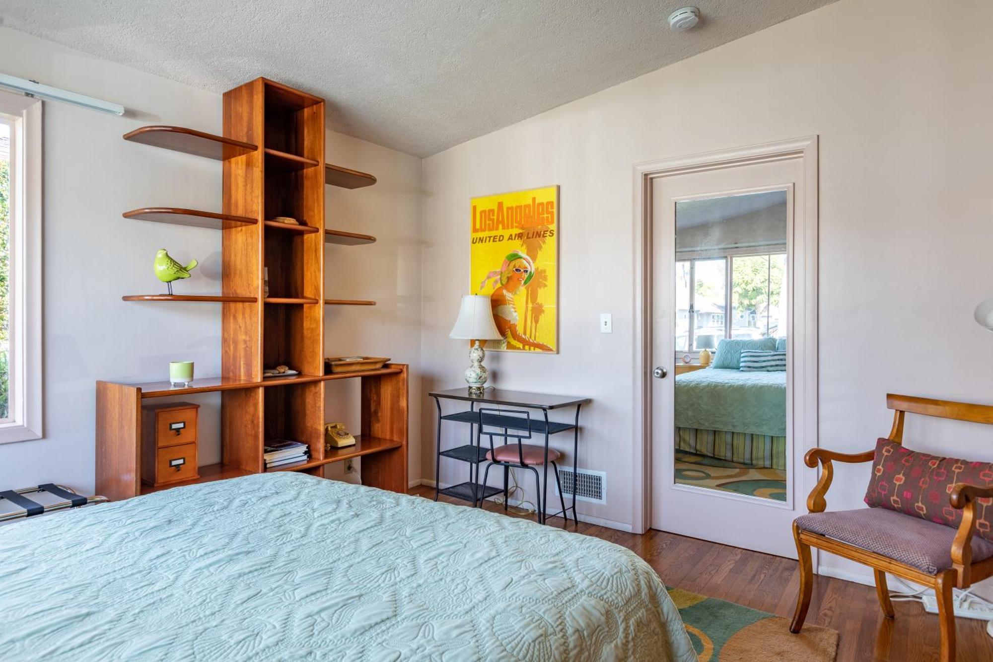 Bixby Beauty 50s Mod Long * Long Beach