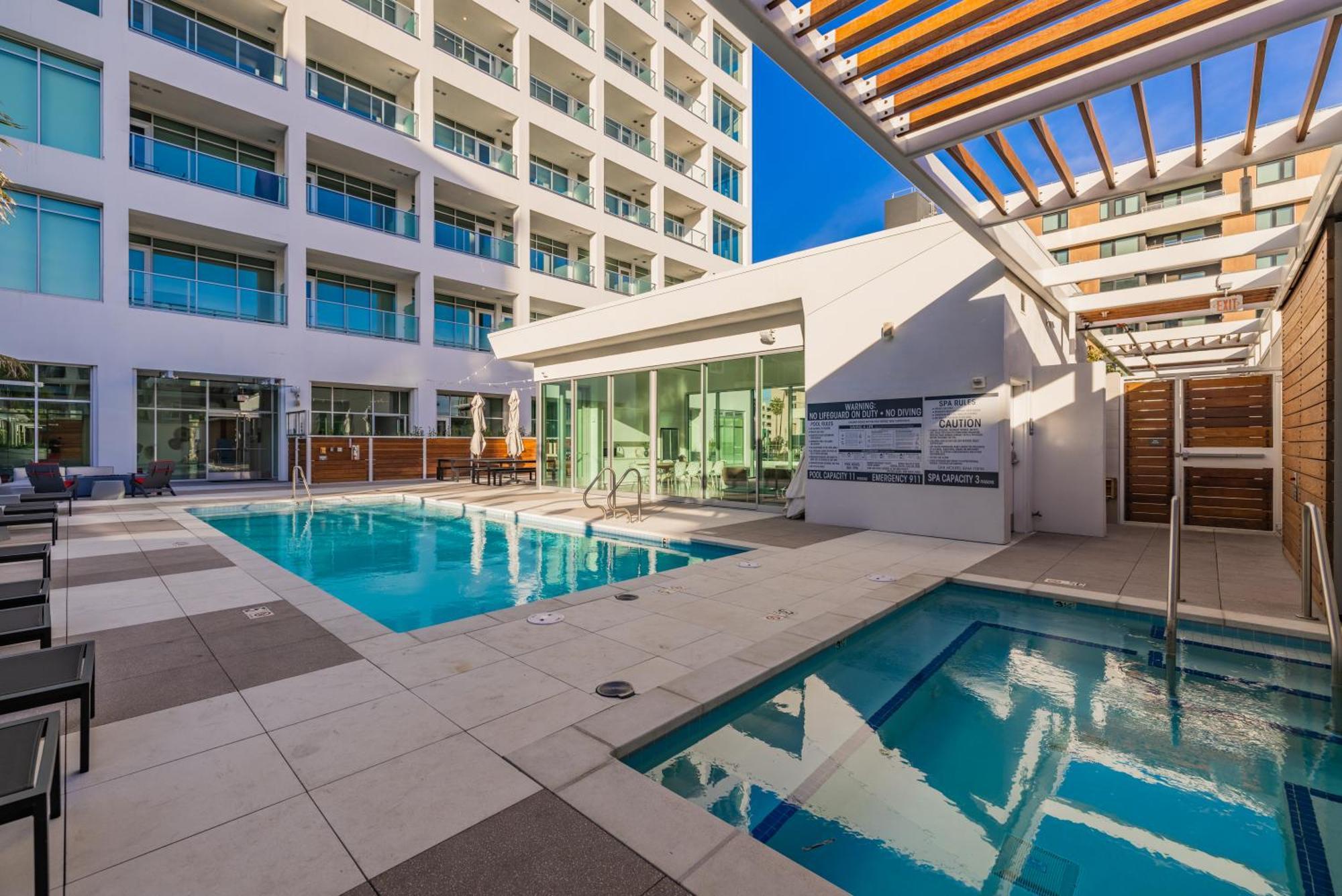 @ Marbella Lane - Grand 2br W/ & Ocean Views