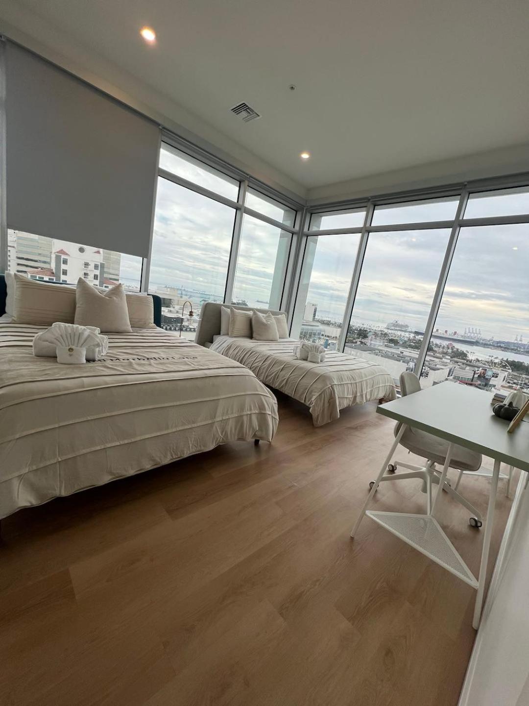 Apartment @ Marbella Lane - Grand 2br W/ & Ocean Views Long Beach