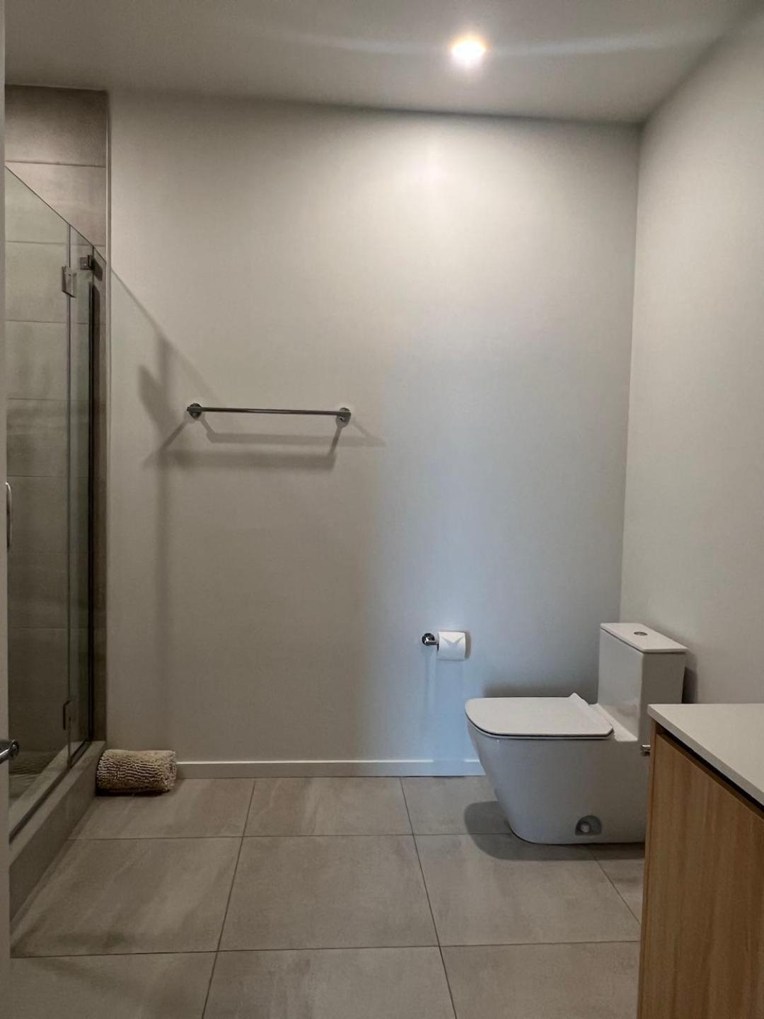 Apartment @ Marbella Lane - Grand 2br W/ & Ocean Views