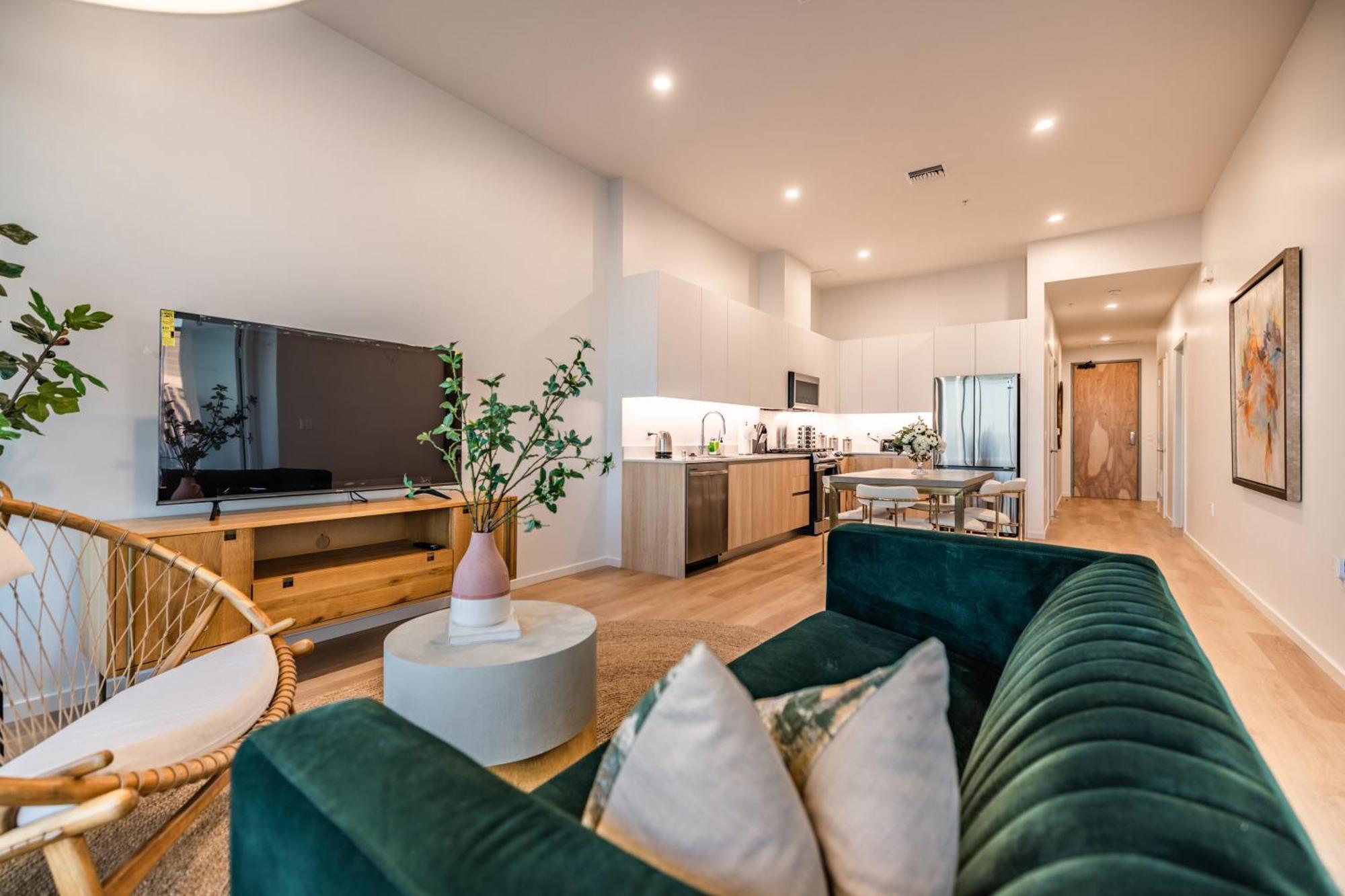 @ Marbella Lane - Aesthetic 2br W/ocean Views * Long Beach