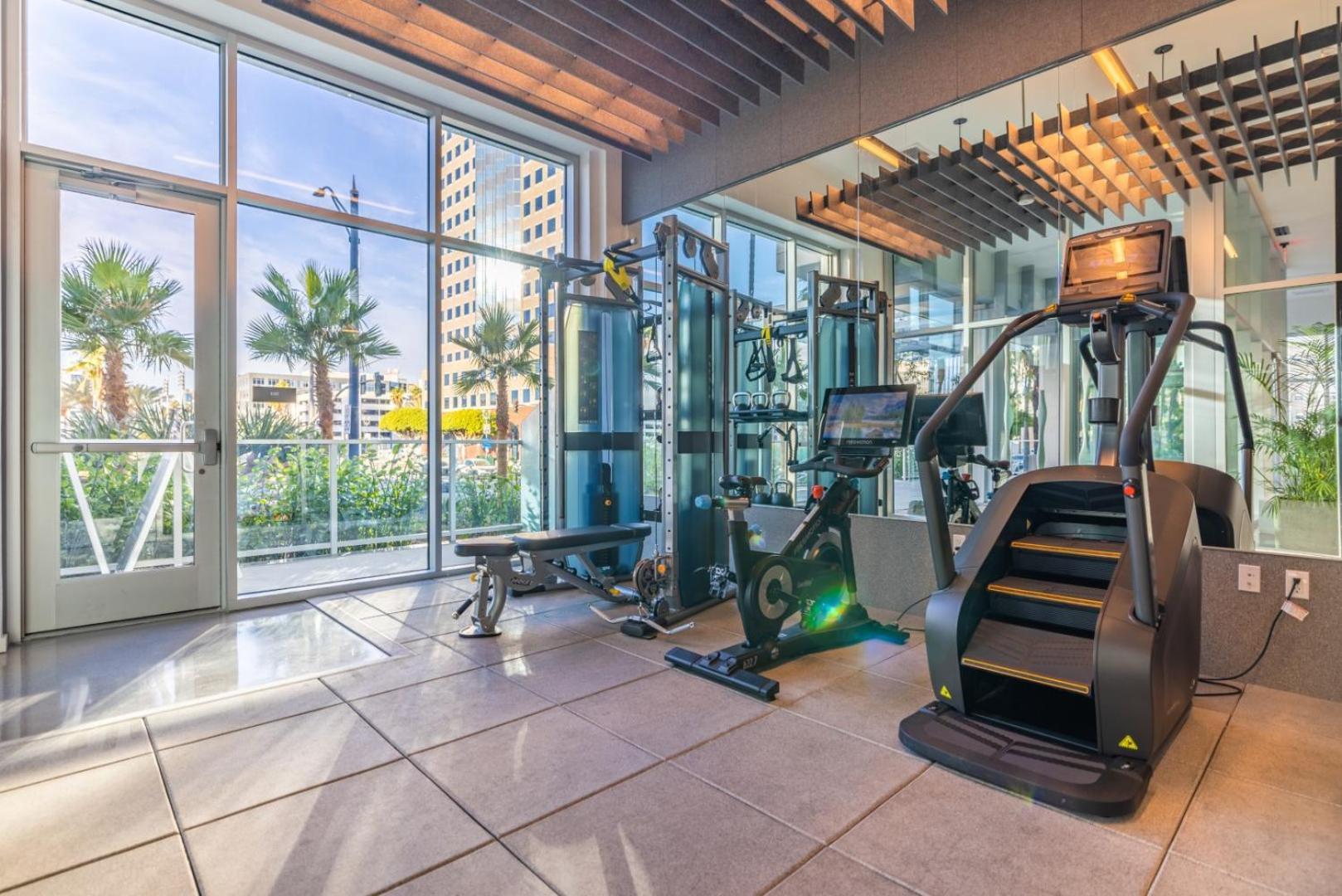 @ Marbella Lane - Luxurious 3br Penthouse Apartment *