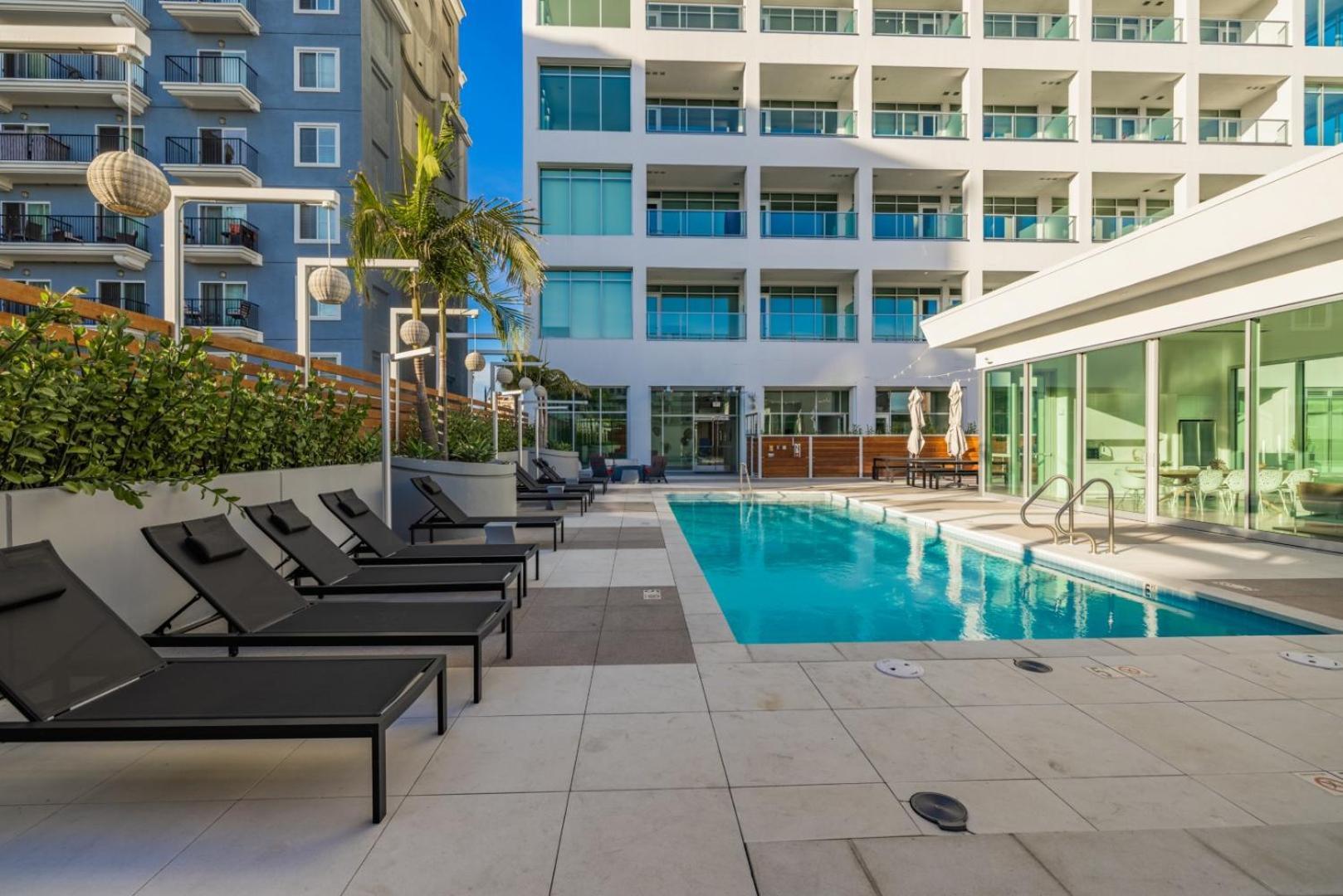 Apartment @ Marbella Lane - Luxurious 3br Penthouse