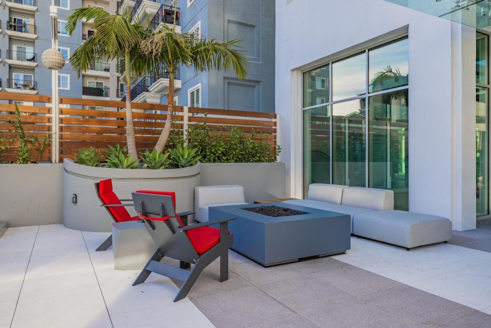 @ Marbella Lane - Luxurious 3br Penthouse Long Beach