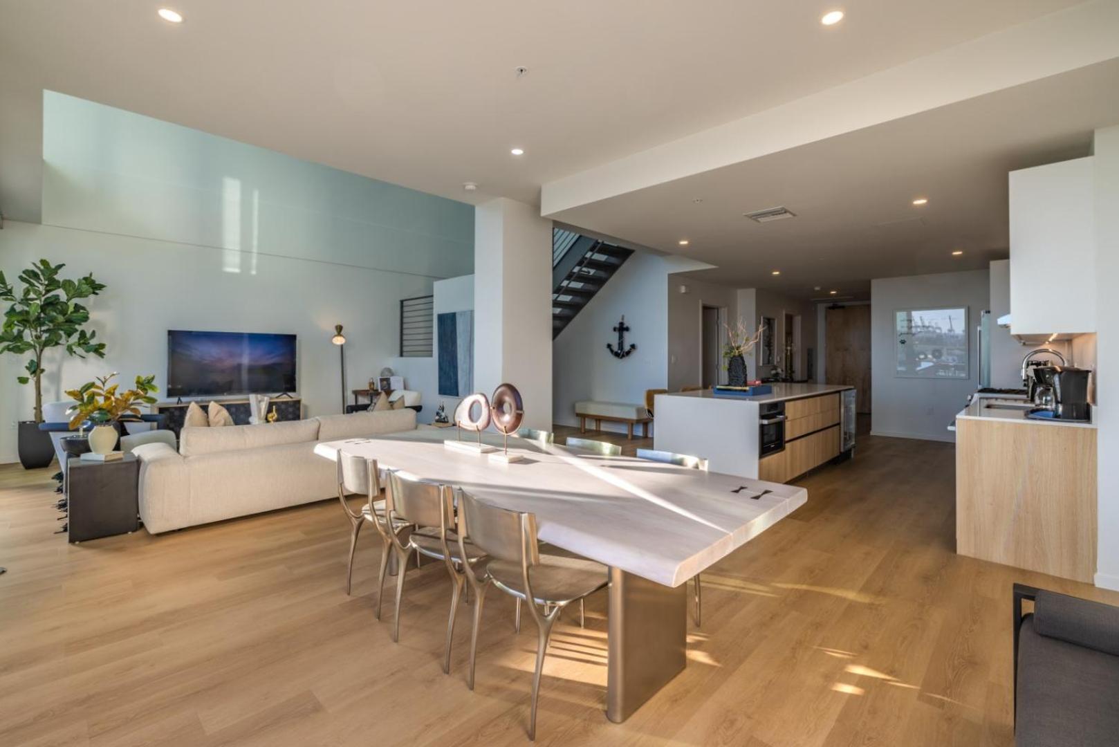 @ Marbella Lane - Luxurious 3br Penthouse Apartment *