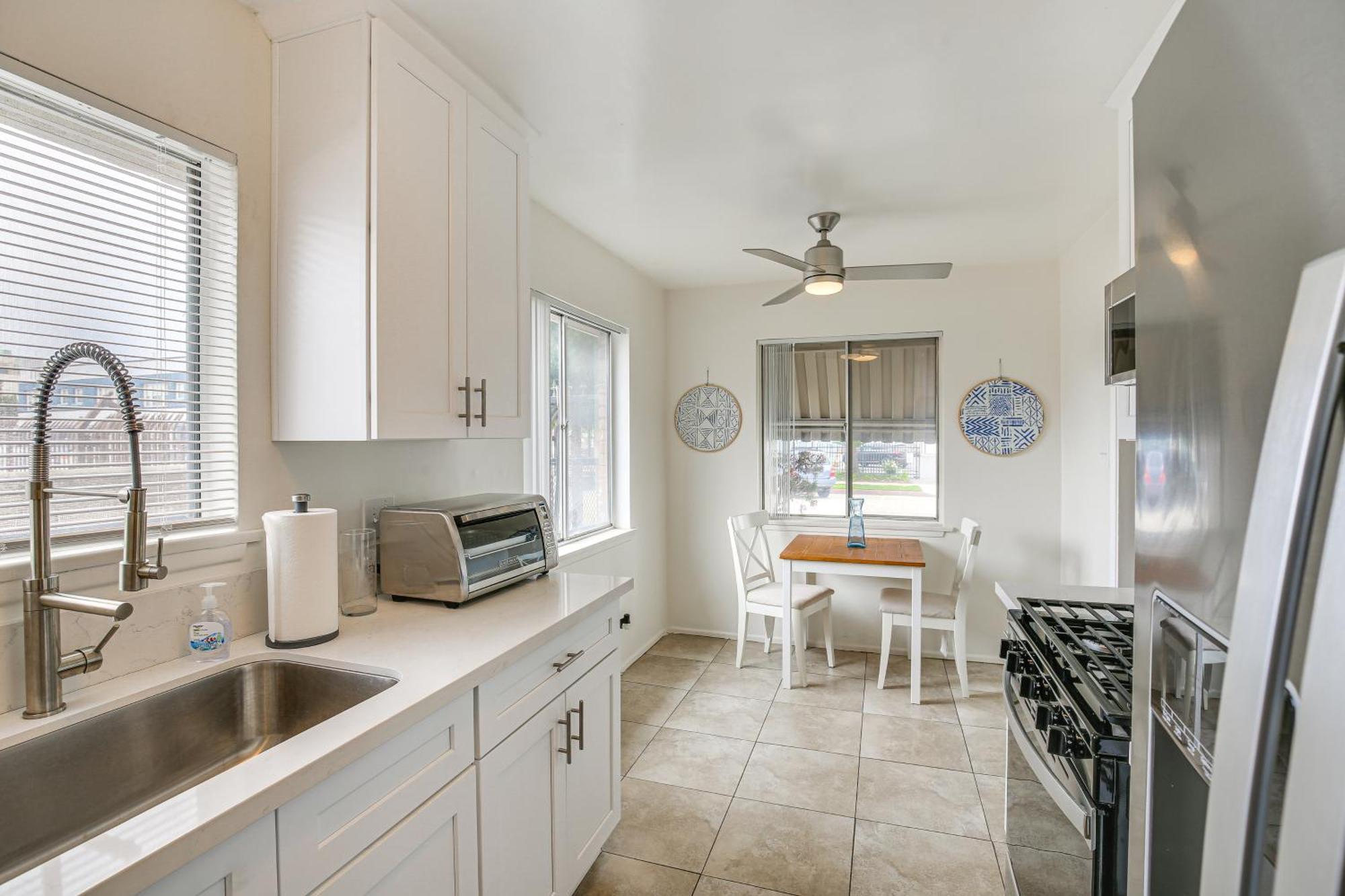 And Executive-style Oasis In Long Beach! *