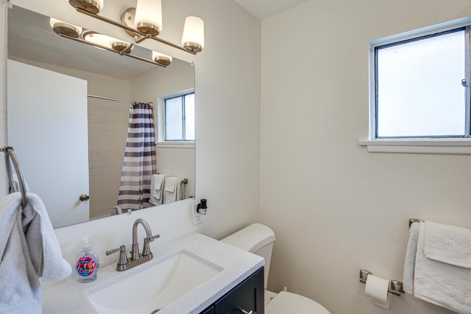 And Executive-style Oasis In Long Beach! * Long Beach