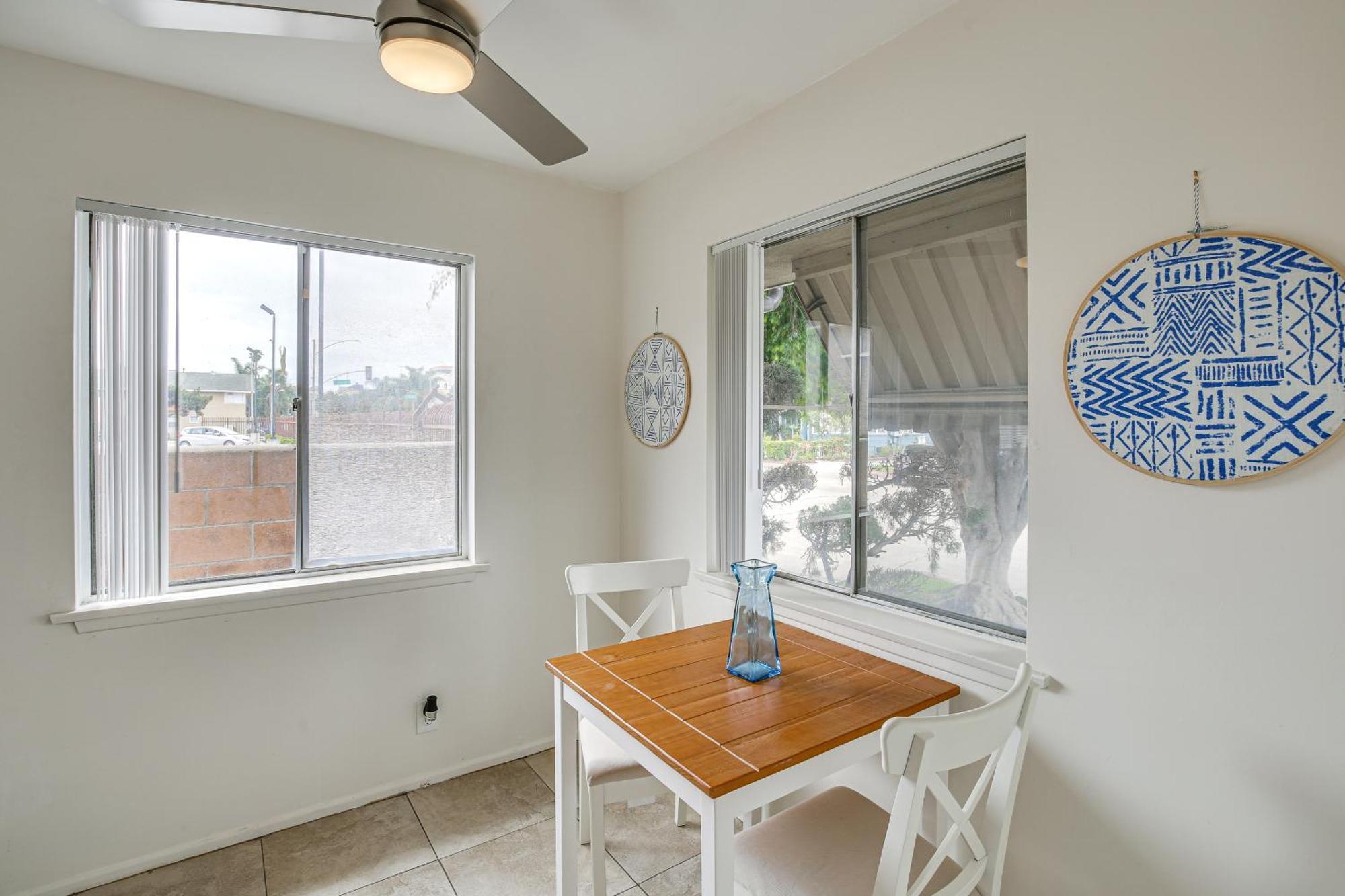 Apartment And Executive-style Oasis In Long Beach!