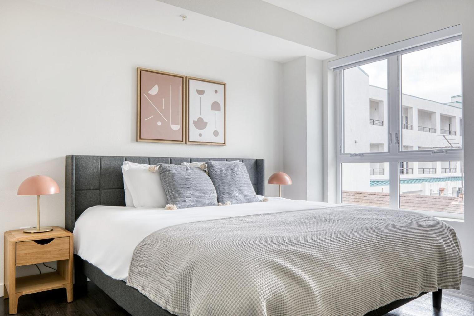Daire Long 2br W Gym Pool Nr Shops Bars Lax-618