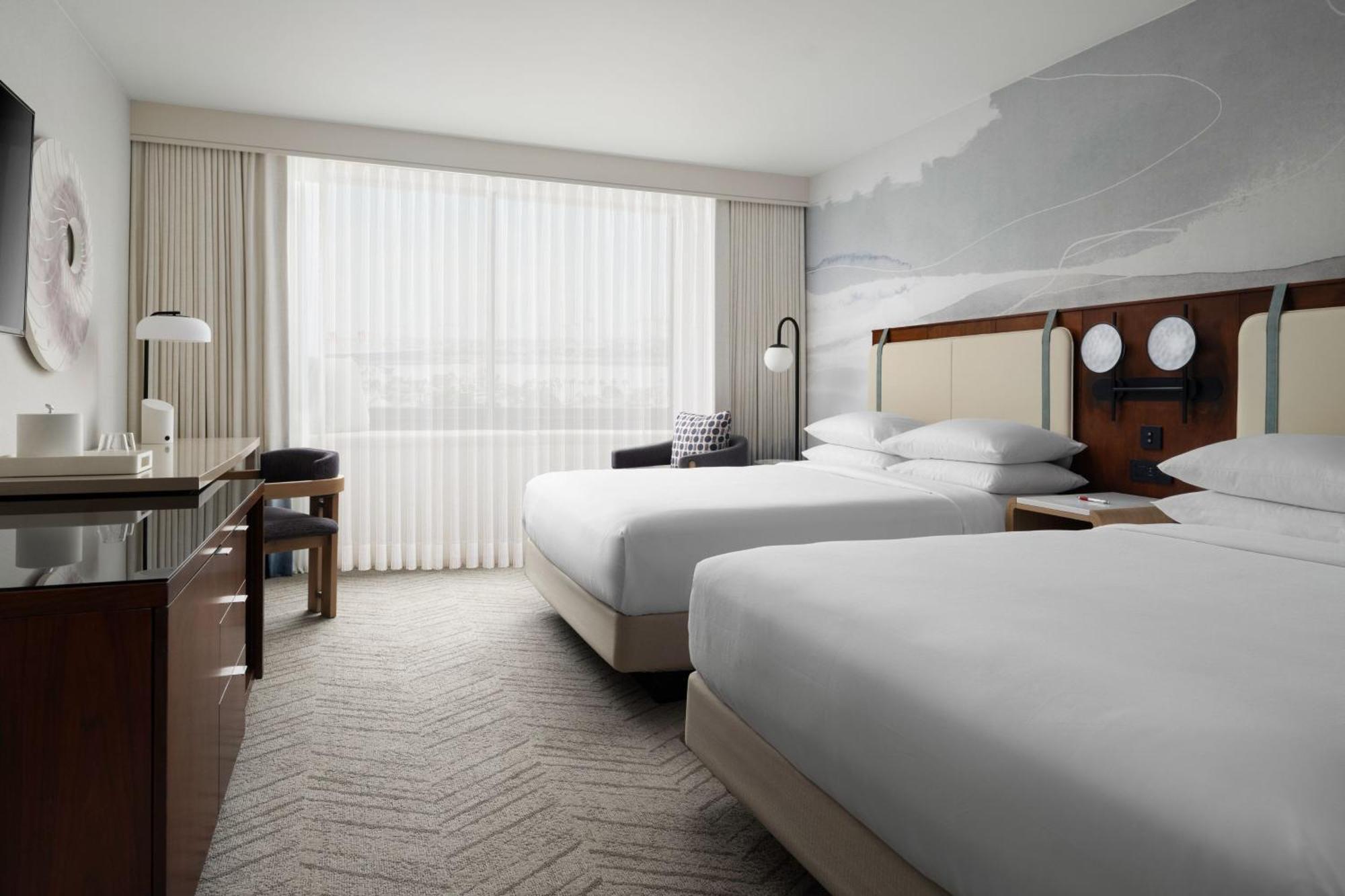 Otel Marriott Long Downtown 4*