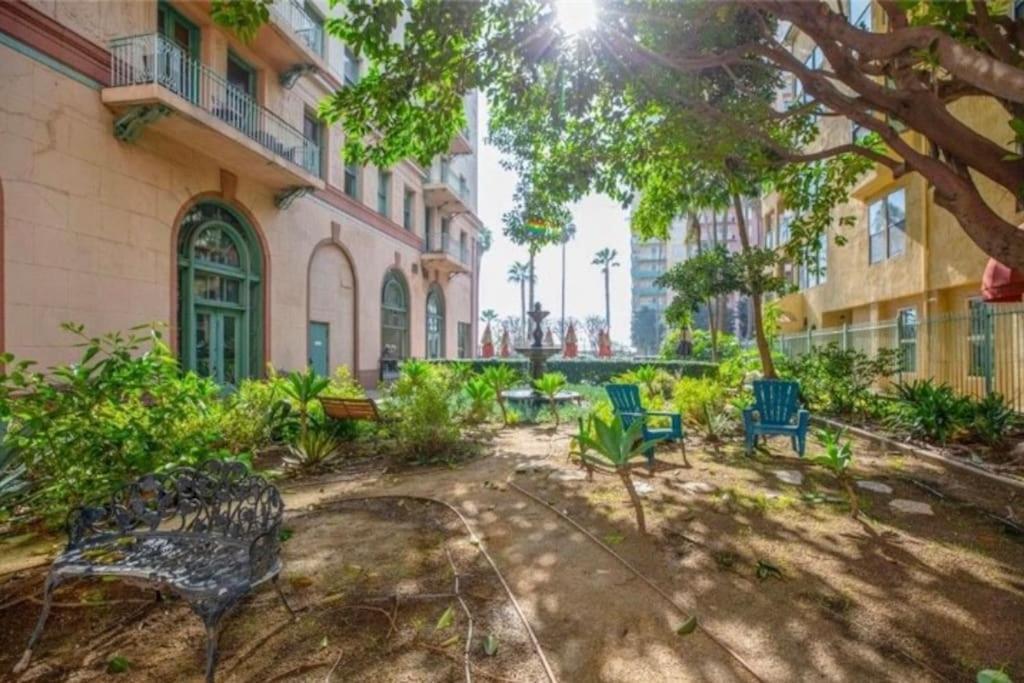 Luxe Convention Center Partial Ocean View With Free Parking *